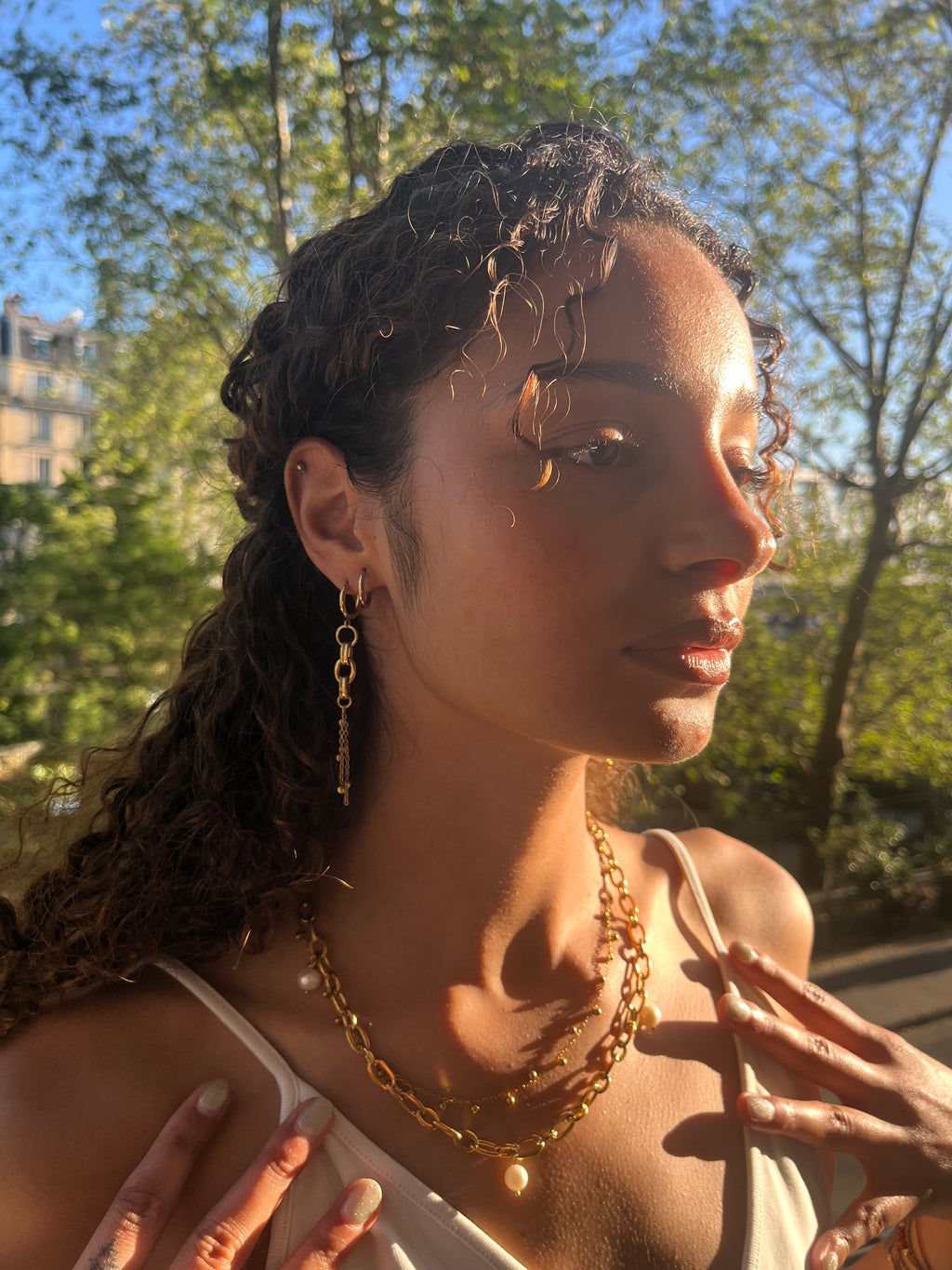 BOUCLE D’OREILLE NERA